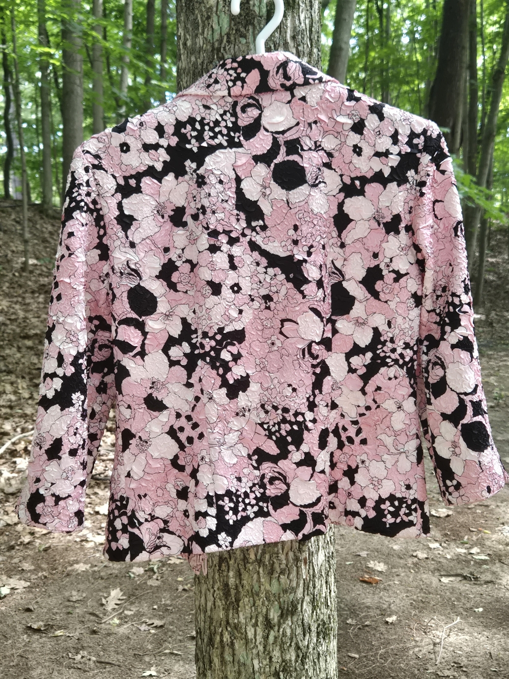 Joseph Ribkoff Pink Floral Jacquard Blazer on Black